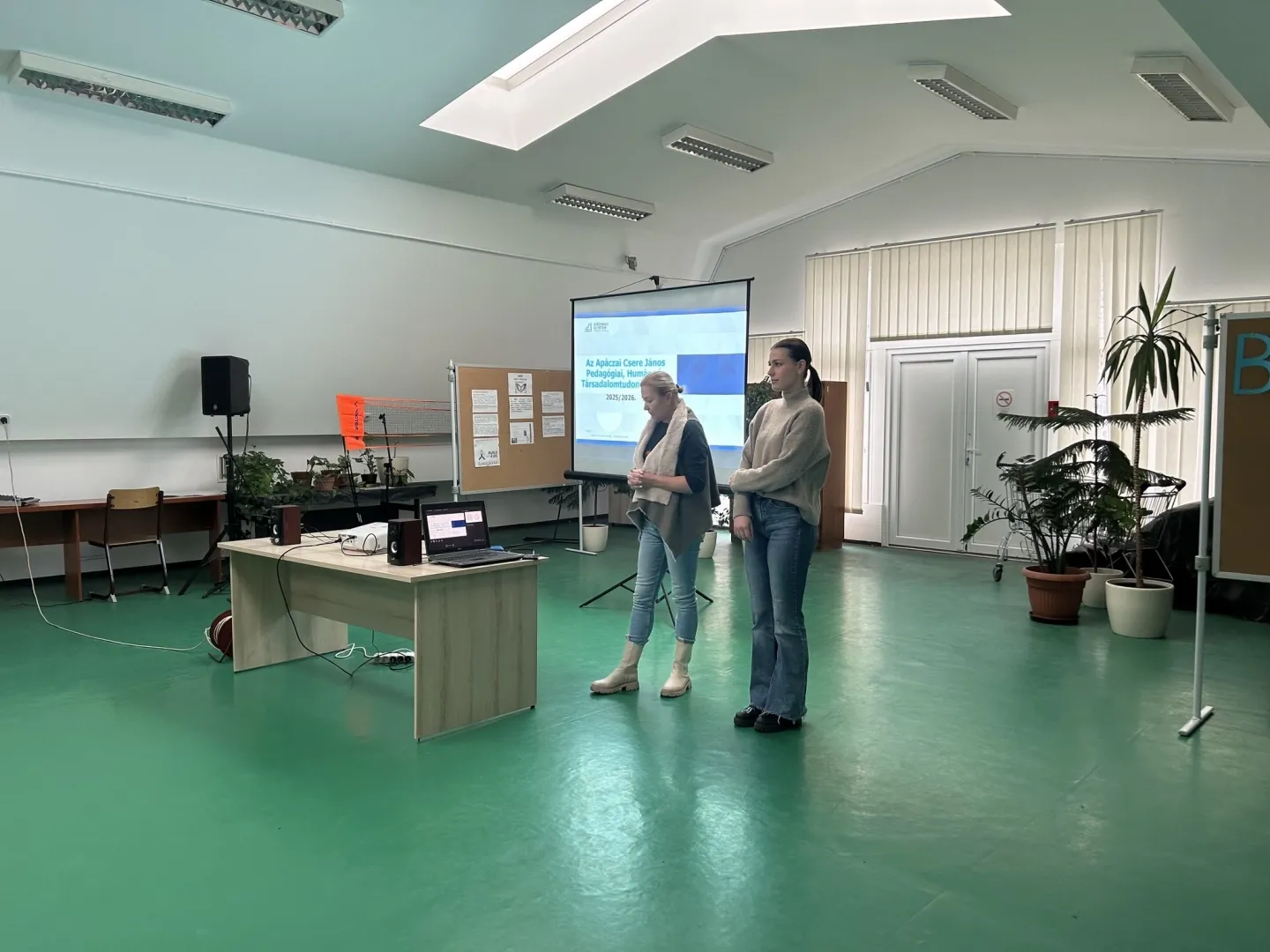 Széchenyi István Egyetem Apáczai Karának pályaorientációs tájékoztatója 3.webp